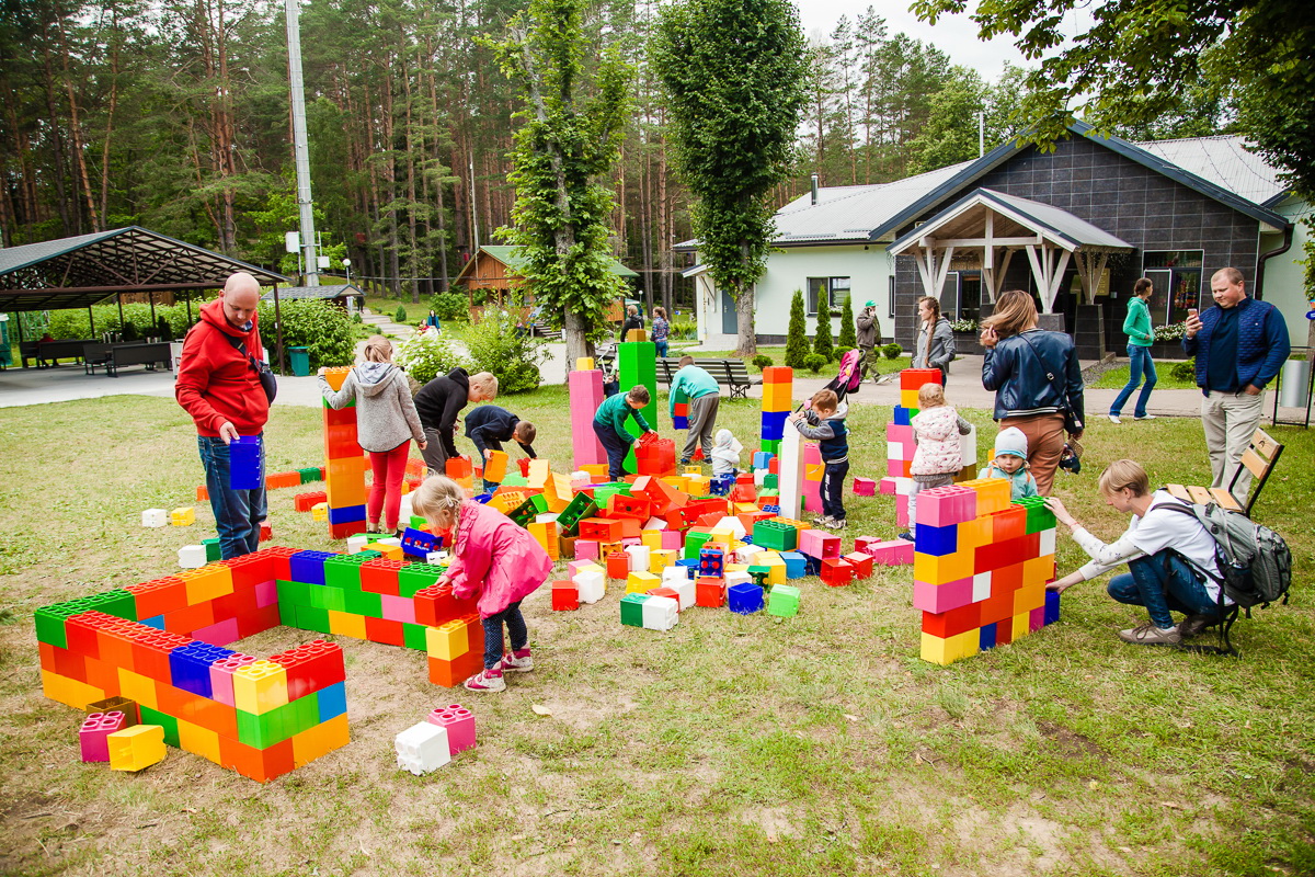 2022: Детский отдых в загородном клубе «Фестивальный»